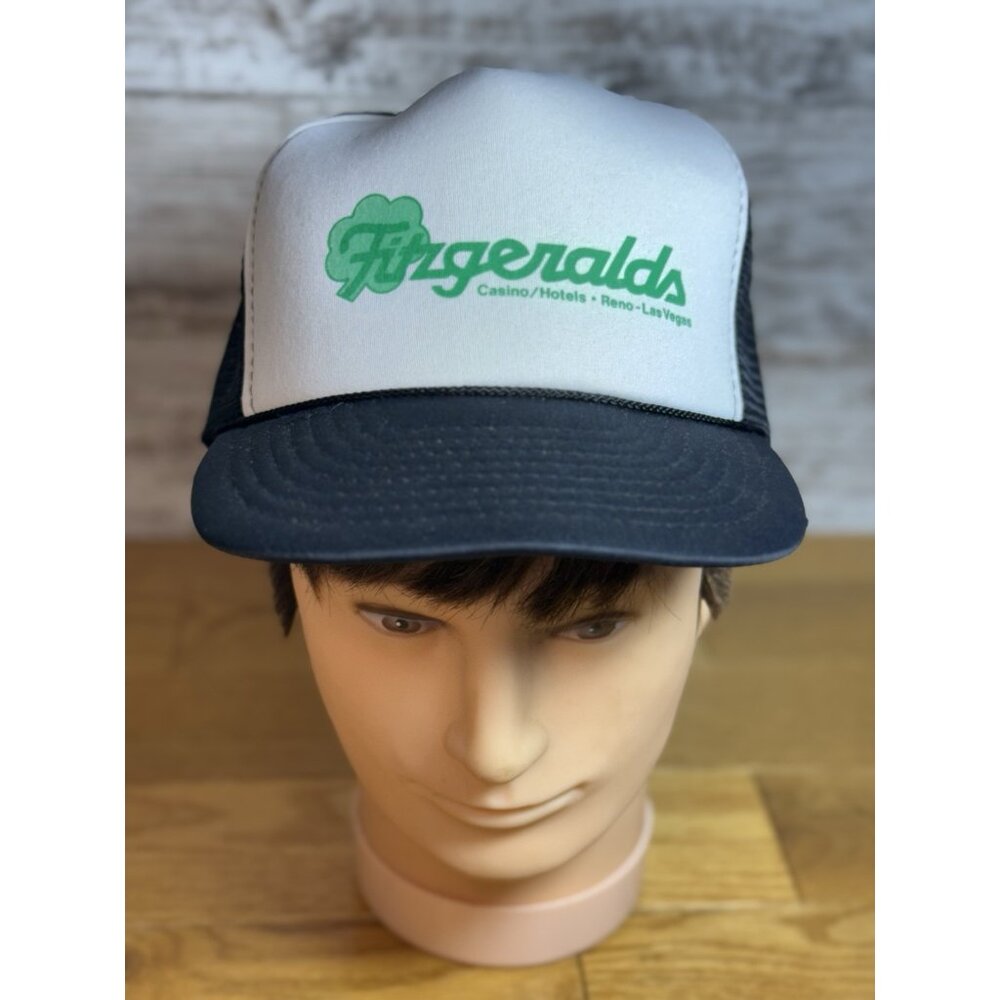 Fitzgeralds Reno Vegas Casino Trucker Hat Black White Snapback Vintage Cap Mesh